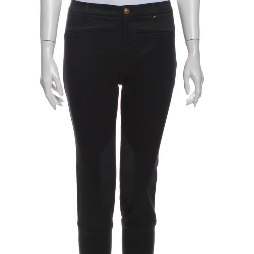 Gucci cropped pants with gold zippers. Size 38.